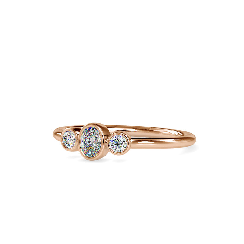 Austere Three stone Diamond Ring Rose gold