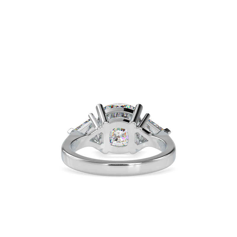 Suave three Stone Diamond Ring Platinum