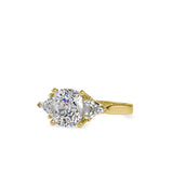 Suave three Stone Diamond Ring Yellow gold