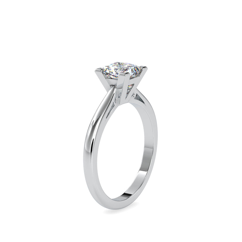 Sovereign Princess Diamond Ring White gold