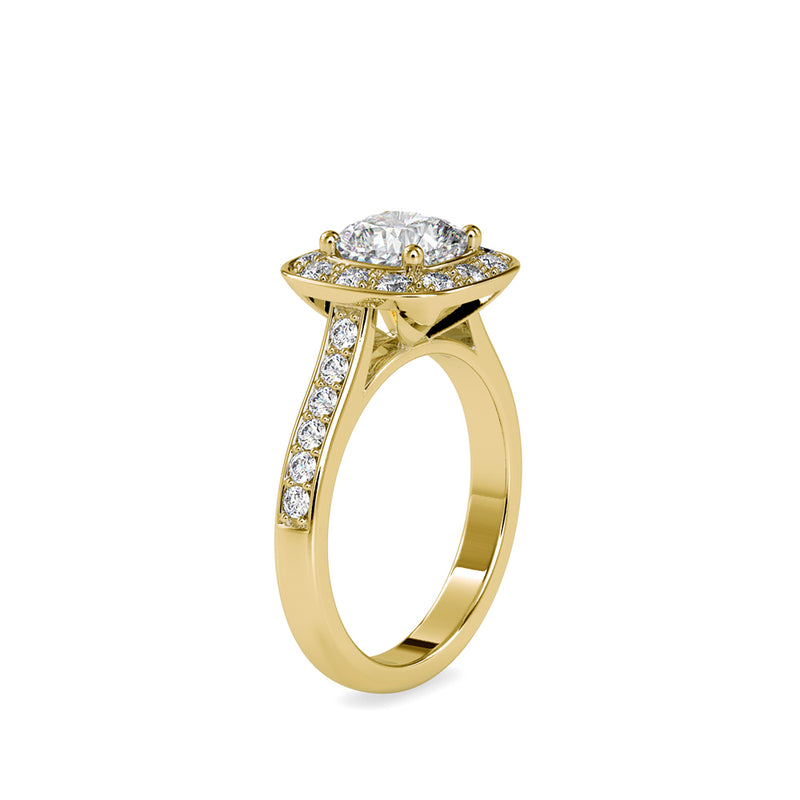 Cushion Majesty Diamond Ring Yellow gold