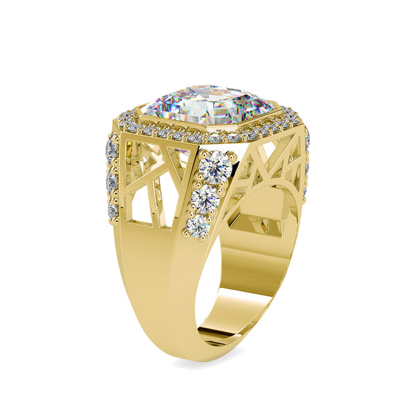 Asscher Halo Diamond Ring Yellow gold