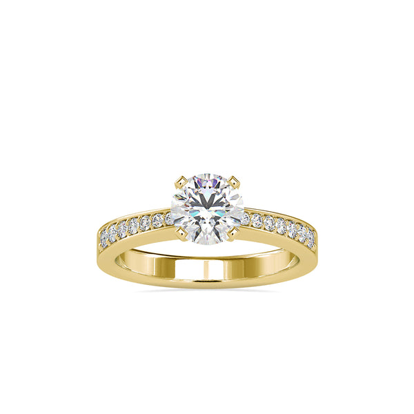 Pretty Venus Diamond Prong Ring Yellow gold