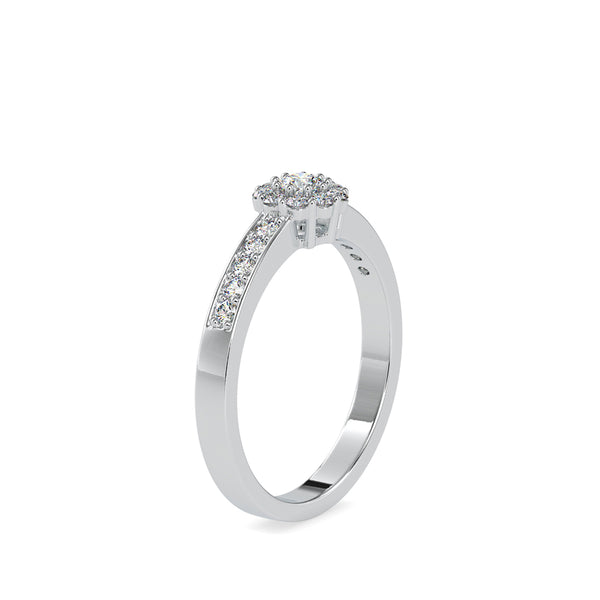 Pretti charming Engagement Diamond Ring White gold