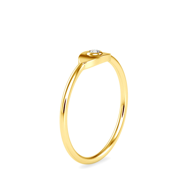 Creavice Round Diamond Ring Yellow Gold