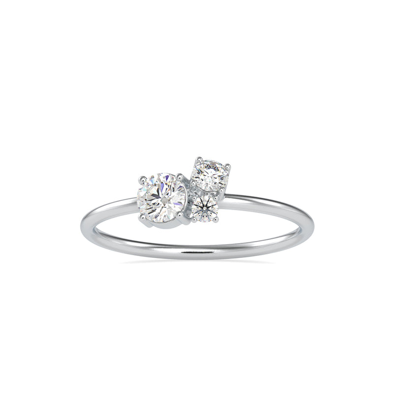 Tarsus Three Diamond Ring Platinum