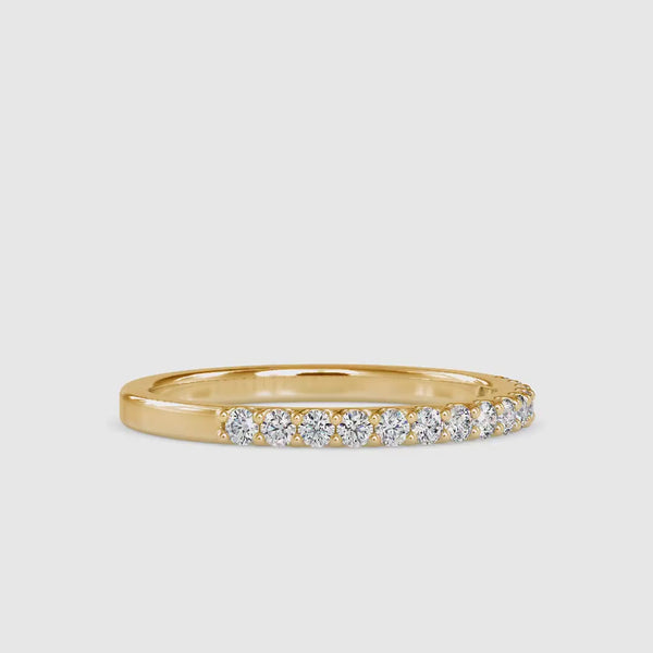 Ageless Diamond Engagement Ring Yellow gold