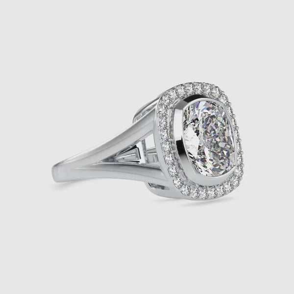 Atavistic Engagement Diamond Ring Platinum