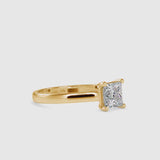 Sonorous Princess Diamond Ring Yellow gold